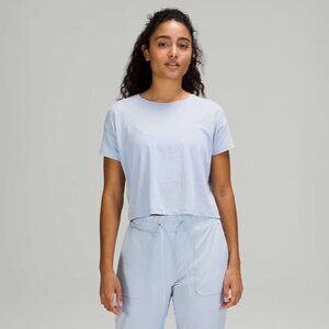 lululemon Blue Linen Cates Tee size 4